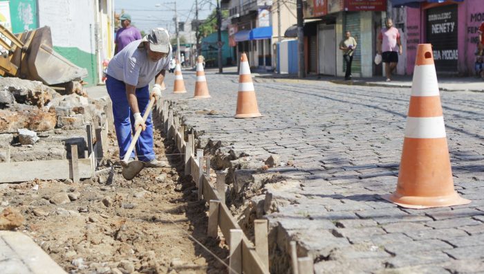 Rua Turmalina começa a receber serviços de revitalização