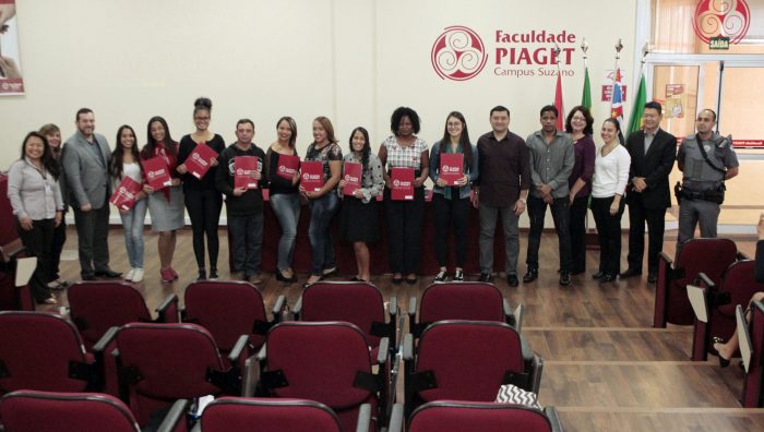 Prefeitura de Suzano e Faculdade Piaget entregam bolsas de estudo