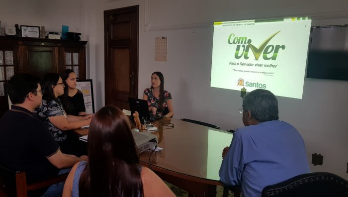 Equipe de Suzano conhece ações para servidores da Prefeitura de Santos
