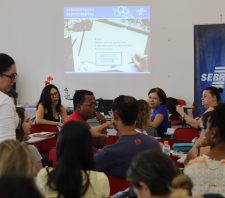 Projeto Jovens Empreendedores vai beneficiar 3 mil alunos de oito escolas