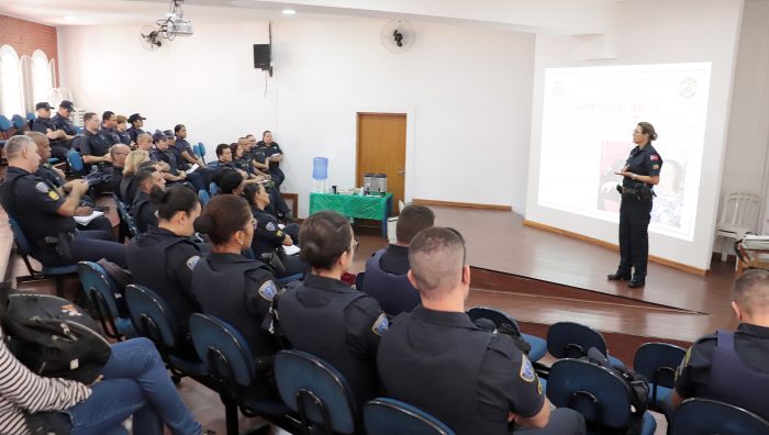 GCM de Suzano capacita agentes de três cidades na Patrulha Maria da Penha