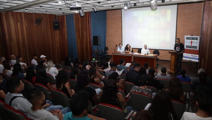 ‘Time do Emprego’ forma 68 alunos de quatro turmas