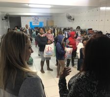 Arrecadação da Campanha do Agasalho já totaliza 200 mil peças de roupas