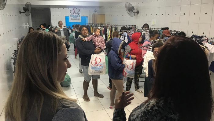 Arrecadação da Campanha do Agasalho já totaliza 200 mil peças de roupas