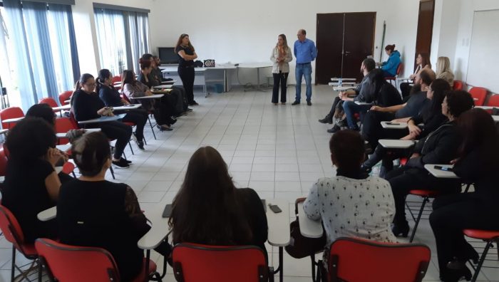 Curso de Libras da Prefeitura de Suzano forma 45 alunos