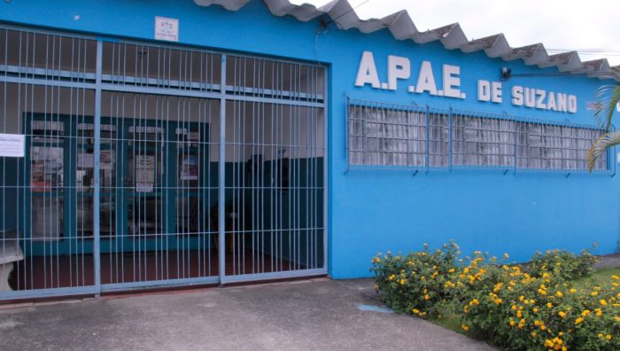 Presidente do Fundo Social e deputado federal Marcio Alvino anunciam R$ 400 mil para Apae de Suzano
