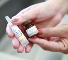 Rodízio da vacinação contra a febre amarela reduz perda de doses em 90%