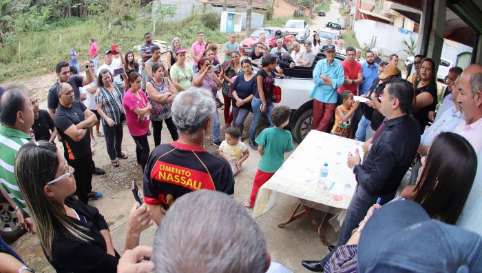Prefeito de Suzano anuncia pavimentação no Jardim do Lago