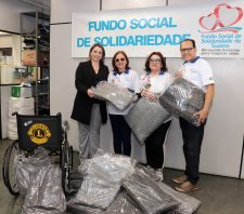 Fundo Social recebe doação de cobertores e de cadeira de rodas