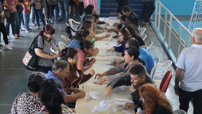 Mais de mil pessoas procuram Portelão no 1º dia de inscrições para aulas de natação e hidroginástica