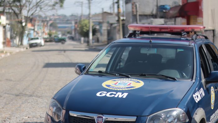 GCM recupera motocicletas, apreende drogas e impede furto de fiação