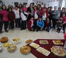 Centro de Convivência da Melhor Idade celebra Dia dos Avós com café da manhã