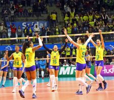 Brasil encerra passagem por Suzano com nova vitória sobre a Argentina