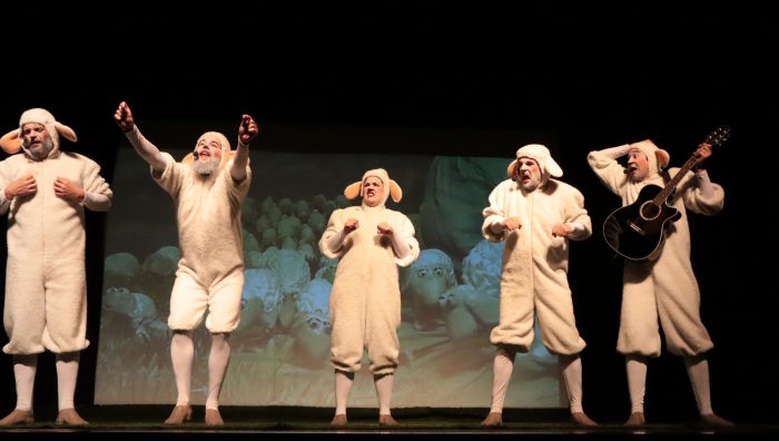 Mais de 250 alunos assistem musical infantil do Circuito Cultural Paulista