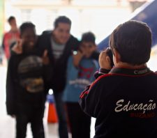 Alunos de Palmeiras participam de oficina de fotografia
