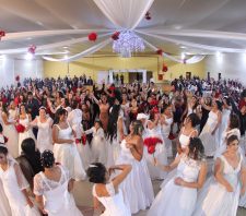 Cerimônia no Mirambava celebra união de 41 casais