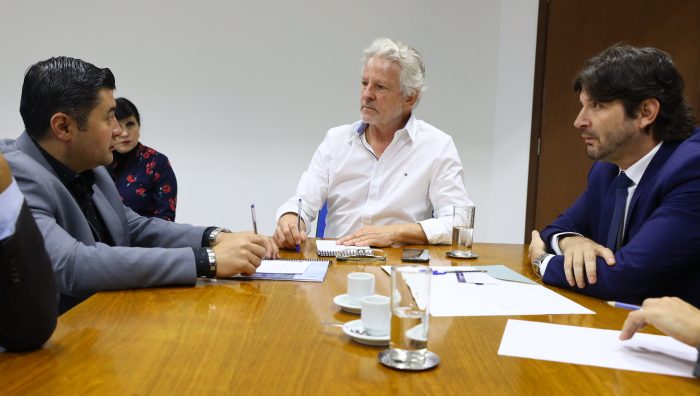 Prefeito de Suzano solicita ao DER criação de rotatórias na rodovia Índio Tibiriçá