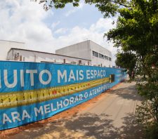 Prefeito oficializa início das obras de reforma e ampliação do PS Adulto