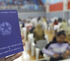 Parceria garante cursos para beneficiários da Frente de Trabalho