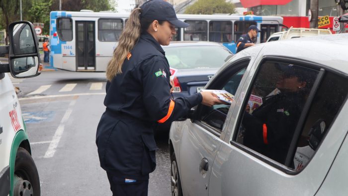 Defesa Civil de Suzano promove conscientização na região central
