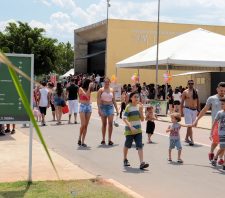 Cultura Presente e Feira de Artesanato levam mais de 5 mil pessoas ao Parque Max Feffer