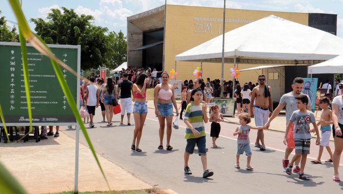Cultura Presente e Feira de Artesanato levam mais de 5 mil pessoas ao Parque Max Feffer