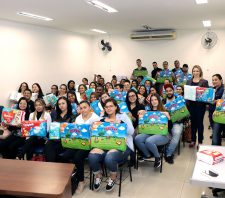 Fundo Social recebe 4 mil fraldas de estudantes universitários