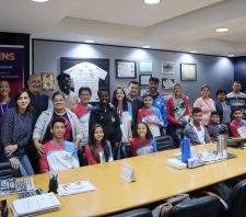 Delegação suzanense nos Jogos Infantis do Estado apresenta resultados ao prefeito
