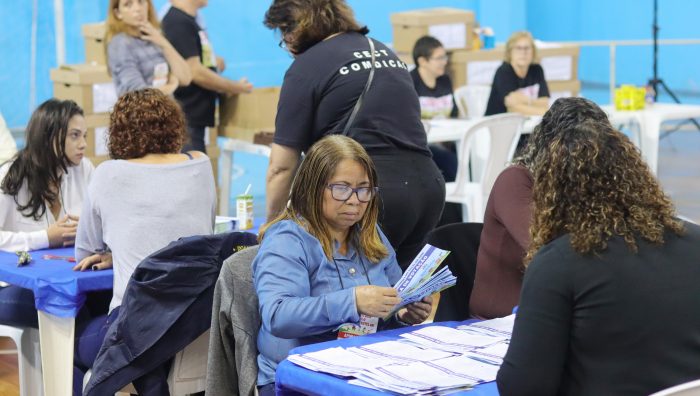 Mais de 8 mil eleitores comparecem às urnas e escolhem novos conselheiros tutelares