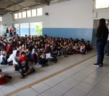 Atividade especial em escolas leva orientação sobre mosquito da dengue