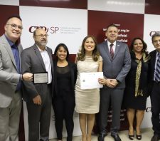 Suzano recebe homenagem em Prêmio Nacional de Saúde Bucal