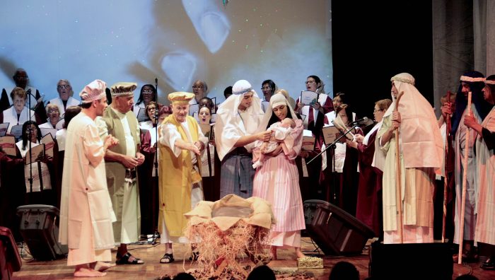 Teatro Dr. Armando de Ré recebe Cantata de Natal nesta sexta-feira