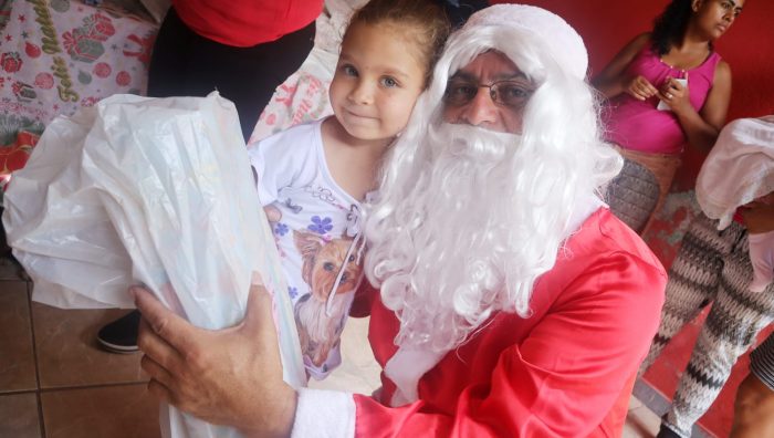 Natal Solidário presenteia 6 mil crianças em situação de vulnerabilidade