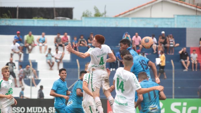 Chapecoense vence no Suzanão e avança à 3ª fase da Copinha