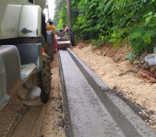 Estrada do Areião recebe serviços de manutenção asfáltica