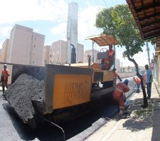 Revitalização na rua Caboclos entra em fase final