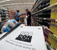 Procon reforça que compras pela Internet podem ser canceladas em até sete dias