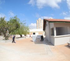 Prefeito de Suzano acompanha obras da Escola Estadual Raul Brasil