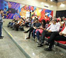Palestra orienta arquitetos que atuam na Prefeitura de Suzano