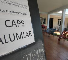 Secretaria de Saúde lança atendimento psicológico telefônico