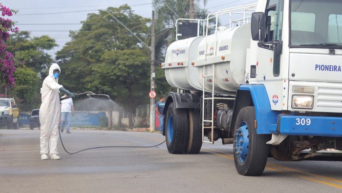 Santa Casa, PS e vias públicas recebem limpeza especial contra novo coronavírus