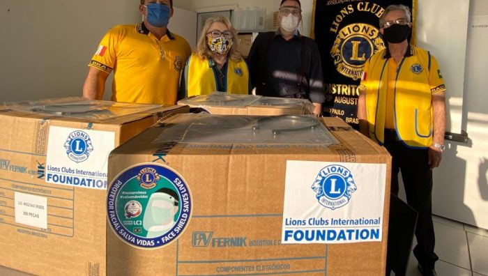 Suzano recebe 500 novas máscaras Face Shield do Lions Club