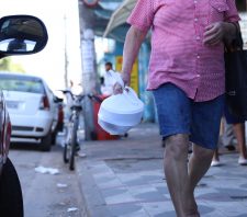 Suzano cadastra pessoas em situação de rua para gratuidade de refeições no Bom Prato