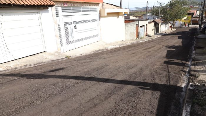 Jardim Planalto começa a ganhar nova pavimentação asfáltica
