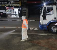 Áreas comerciais de Suzano passam por desinfecção