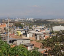 Suzano solicita à Sabesp regularização de ligações de água em 1,6 mil imóveis