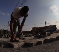 Ruas do Jardim Brasil começam a receber nova pavimentação