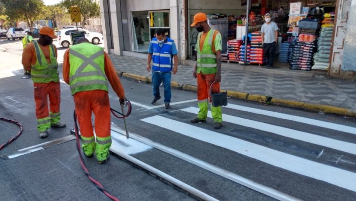 Ruas da região norte ganham nova sinalização de trânsito