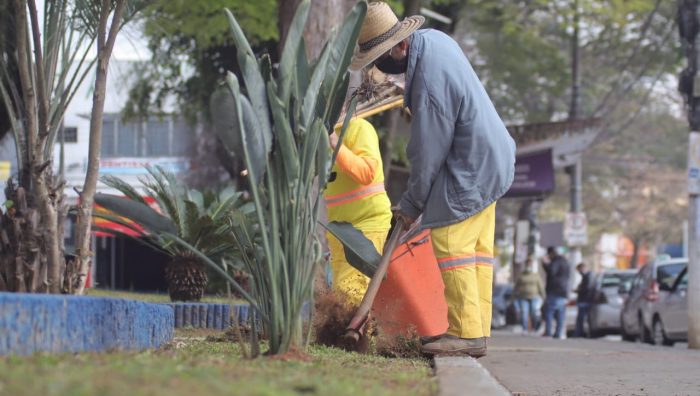 Praça João Pessoa passa por trabalhos de manutenção