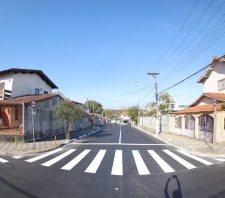Após receberem asfalto, ruas São Luiz e Ipiranga ganham nova sinalização
